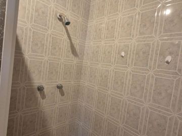 Casa de dos pisos y terraza con 3 recamaras y 2 baños en Granjas Banthi