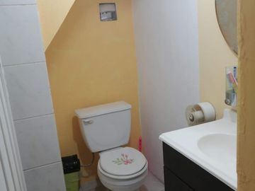 Los Heroes Tecamac Sección Las Flores Casa De 2 Niveles Lista Para Habitarse!!!