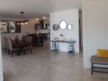 CASA EN VENTA EN CORREGIDORA, QUERETARO