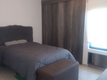 CASA EN VENTA EN CORREGIDORA, QUERETARO