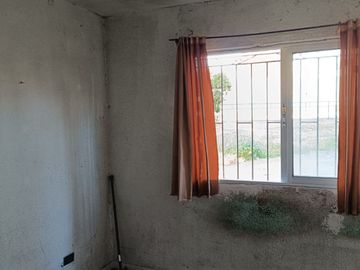 Departamento en un primer piso villa El Salvador Renca