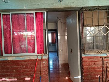 Departamento en un primer piso villa El Salvador Renca