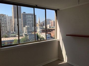 DEPARTAMENTO AMPLIO. CERCANO METRO STA. LUCIA