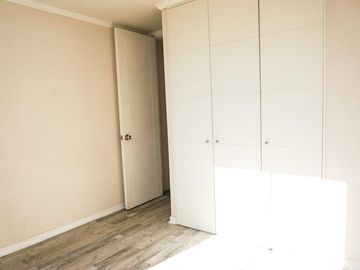 DEPARTAMENTO AMPLIO. CERCANO METRO STA. LUCIA
