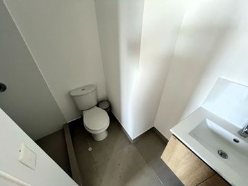 ALQUILER DE DPTO DE ESTRENO – EQUIPADO Y SEMI AMOBLADO – STA. CATALINA - VISTA PANORÁMIRA
