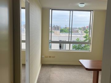 ACOGEDOR DEPARTAMENTO. ENTRE METRO CUMMING Y QUINTA NORMAL