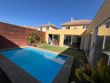 CASA GRANDE. CONDOMINIO ALCAZAR. LAGUNA SOL