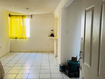 OPORTUNIDAD DE INVERSIÓN CASA EN LOMAS DE SAN JUAN, EN CALLE MONTE SINAI, PROPIO PARA USAR COMO CASA CON LOCAL COMERCIAL, OFICINA, ETC...