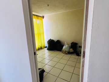 OPORTUNIDAD DE INVERSIÓN CASA EN LOMAS DE SAN JUAN, EN CALLE MONTE SINAI, PROPIO PARA USAR COMO CASA CON LOCAL COMERCIAL, OFICINA, ETC...