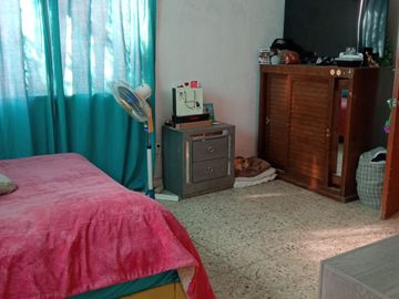 CASA EN VENTA EN COL. MANTANTIALES