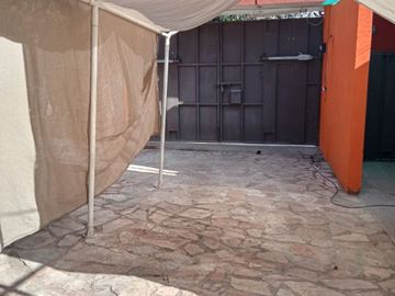 CASA EN VENTA EN COL. MANTANTIALES