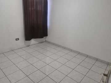 PARTAMENTO PRIMER PISO- LA FLORIDA -VILLA ALBERTO LARRAGUIBEL-RM