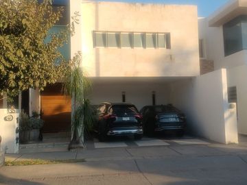 Casa en venta en Punta del Este León, Guanajuato