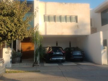 Casa en venta en Punta del Este León, Guanajuato