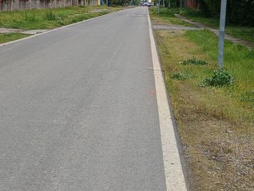 Se vende 1 Á, con cHasa y centro de evento, Patente