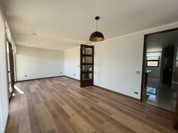 SE VENDE CASA