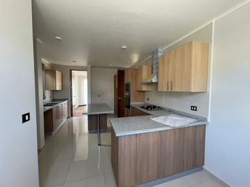 SE VENDE CASA