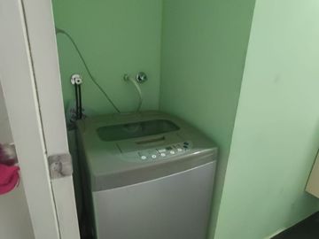 Se vende depto 1D, Serrano con, Santa Isabel
