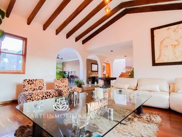 CASA LOMA DE VALLE ESCONDIDO. ZONA ESMERALDA.  5 RECAMARAS, 6 ESTACIONAMIENTOS