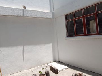 CASA CON 3 DEPARTAMENTOS EN VENTA EN NEZAHUALCÓYOTL