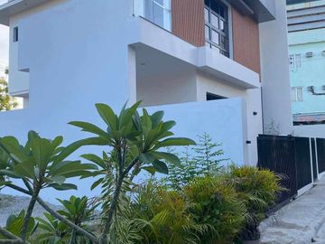 RUSH SALE BRAND NEW HOUSE AND LOT IN PACIFIC GRAND VILLAS LAPULAPU CITY