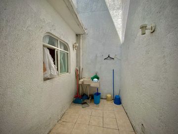 CASA EN VENTA EN LAS FINCAS