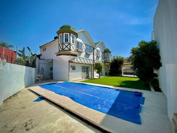 CASA EN VENTA EN LAS FINCAS