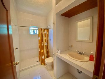 CASA EN VENTA EN LAS FINCAS