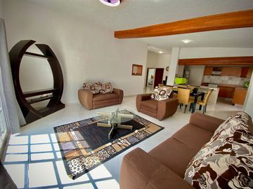 CASA EN VENTA EN LAS FINCAS
