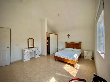 CASA EN VENTA EN LAS FINCAS
