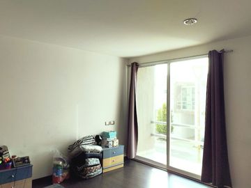 CASA EN VENTA EN PACHUCA CON ELEVADOR