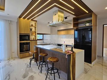LUXURIOUS 3-STOREY HOME WITH BREATHTAKING CITY & SEA VIEWS IN CEBU!