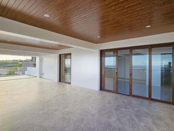 LUXURIOUS 3-STOREY HOME WITH BREATHTAKING CITY & SEA VIEWS IN CEBU!