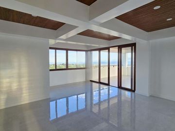 LUXURIOUS 3-STOREY HOME WITH BREATHTAKING CITY & SEA VIEWS IN CEBU!