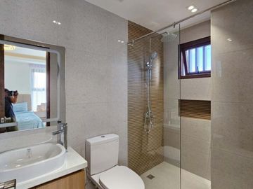LUXURIOUS 3-STOREY HOME WITH BREATHTAKING CITY & SEA VIEWS IN CEBU!