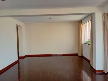 Alquiler De Departamento Dúplex En San Borja.