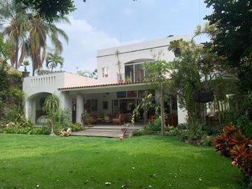 CASA MODERNA