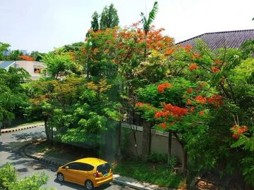 White Plains 7 Bedrooms 7BR House and Lot in Quezon City