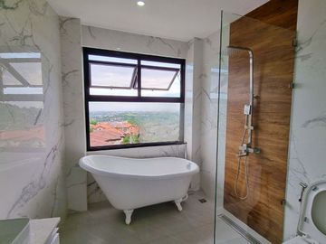 FOR SALE: LUXURY SMART HOME IN KISHANTA SUBDIVISION, TALISAY CITY, CEBU
