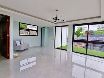 FOR SALE: LUXURY SMART HOME IN KISHANTA SUBDIVISION, TALISAY CITY, CEBU