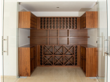 Se vende  moderna villa con elevador en Club Campestre  San José del Cabo