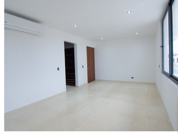 Se vende  moderna villa con elevador en Club Campestre  San José del Cabo