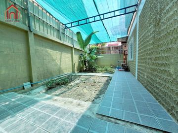 For sale, Sinthavee Ngam Charoen Townhouse, corner house, Soi Anan Ngam Charoen 27, 2-storey townhome, newly renovated, ready to move in, URA