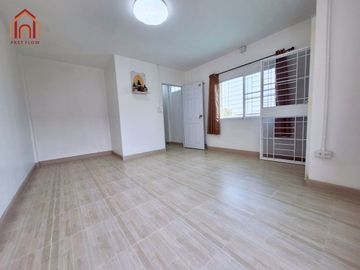 For sale, Sinthavee Ngam Charoen Townhouse, corner house, Soi Anan Ngam Charoen 27, 2-storey townhome, newly renovated, ready to move in, URA