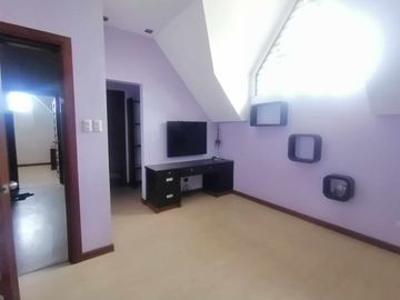 Spacious & Affordable 5-Bedroom Single Detached Home in Biñan, Laguna | ₱7.5M