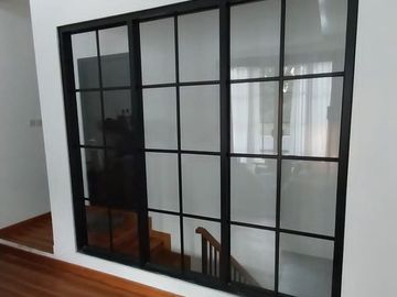 Rumah mewah Lengkap Fasilitas dikawasan Pesanggrahan< Bintaro siap Huni