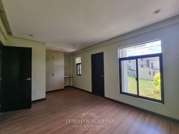 Bid Now! 170 sqm Property in South Forbes Villas, Silang Cavite – Starting at ₱11.6M!