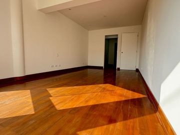 Vendo Dpto. La Planicie - La Molina