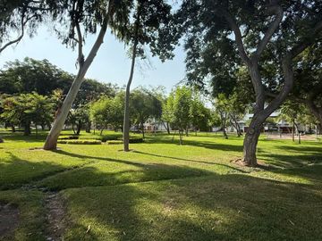 Vendo Casa Como Terreno 1620 m²