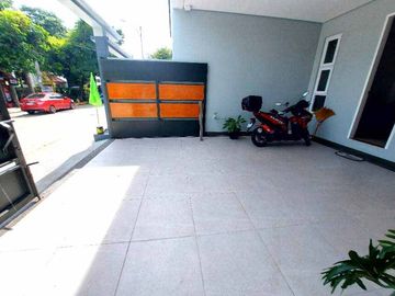Spacious Elegant 2 Storey Townhouse for sale in Fairview near Commonwealth Quezon City